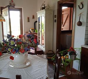 elegante  appartamento a semproniano GR
