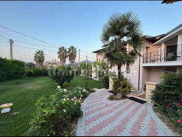 Cessione B&B avviato – 10 camere + appartamento