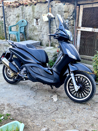 Piaggio Beverly 300