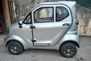 auto elettrica senza patente 