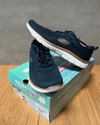 Skechers Flex sneakers