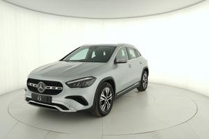 MERCEDES-BENZ GLA 180 d Progressive Advanced auto