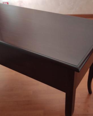 Scrivania in legno