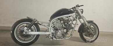 Hyosung Aquila GV 650 - 2007