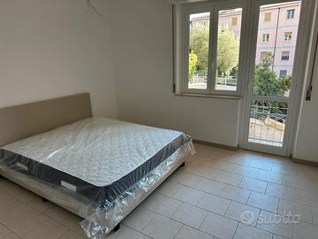 Camera singola/posto letto per studenti zona Elce