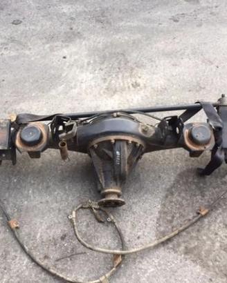 Ponte posteriore Nissan Terrano da 95 2700cc TD