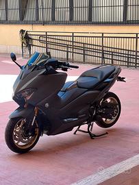 Tmax 560