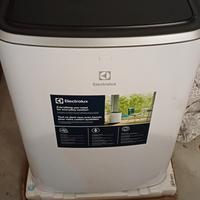 ELECTROLUX - EXP26U338CW
