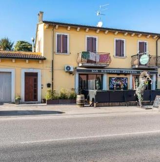 Camere con servizi