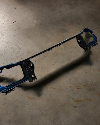 supporto fanali / radiatore Impreza sti 2004