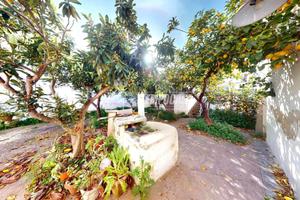 Casa indipendente con volte a stella a Leverano