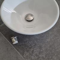 Lavabo ciotola di design in ceramica