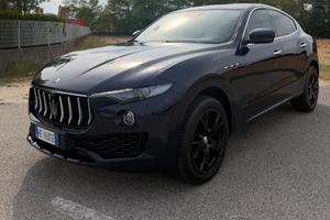 Maserati Levante V6 Diesel 275 CV AWD Granlusso