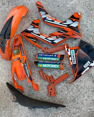 PLASTICHE e SELLA  KTM EXC 125 2012/2013/2014