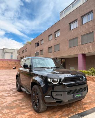 Land Rover Defender 110 2.0 Si4 PHEV 300 CV AWD Au
