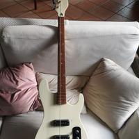 Basso Vintage in parte da restaurare