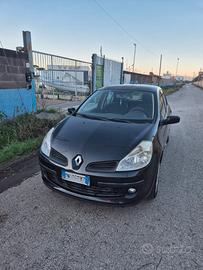 RENAULT Clio 3ª serie - 2007