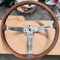 Volante  in legno Alfa Romeo Hellebore 