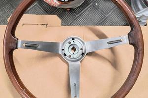 Volante  in legno Alfa Romeo Hellebore 