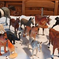 Misto animali giocattolo