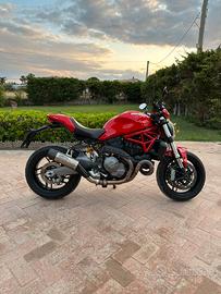 Ducati monster 821