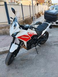 MOTO MORINI X-CAPE 650 Bianco Carrara  3900€