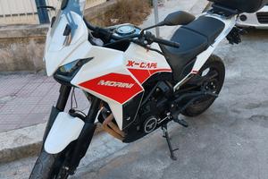 MOTO MORINI X-CAPE 650 Bianco Carrara  3900€