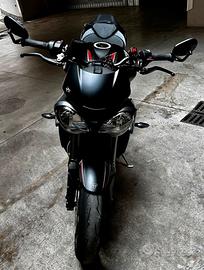 Triumph Street Triple 765 RS – Pari al nuovo
