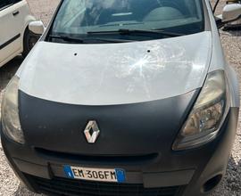 Clio per neopatentati