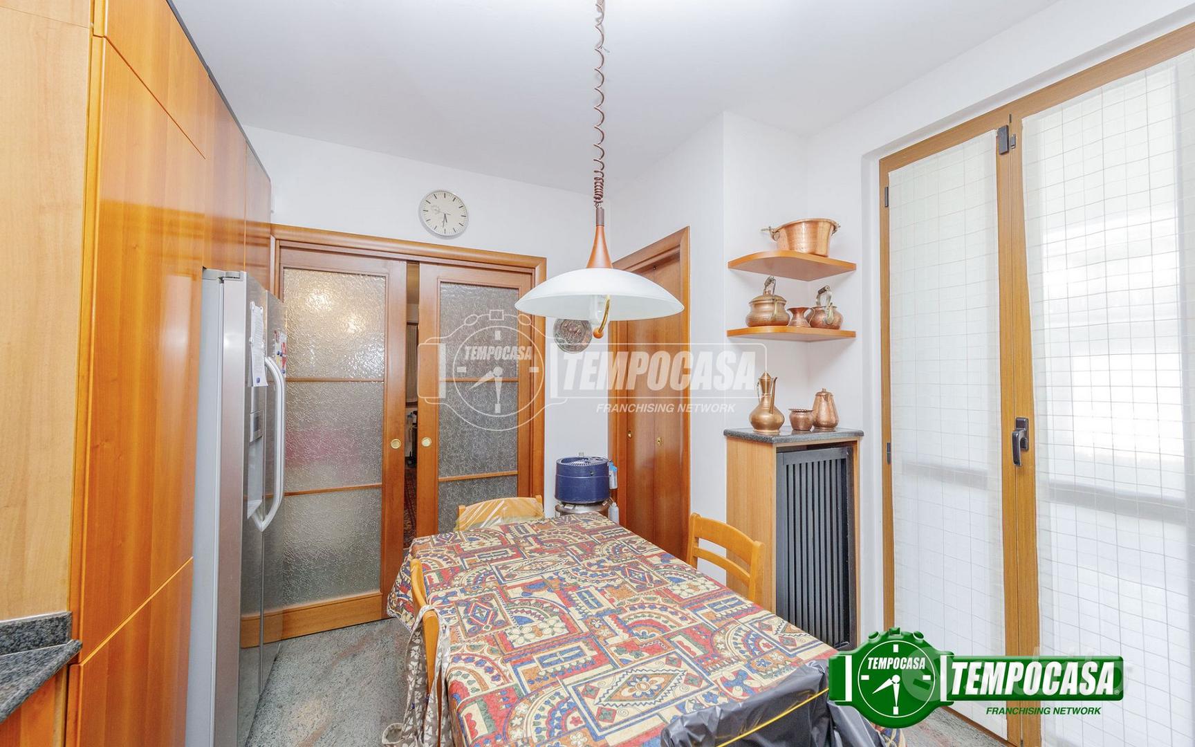 Casa – Vellezzo Bellini, Giovenzano - Altro