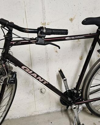 bici GIANT uomo taglia 58