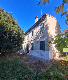 Casa indipendente da ristrutturare