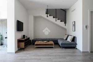 VILLA A SCHIERA A SAN LAZZARO DI SAVENA