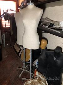 Manichino uomo con ruote