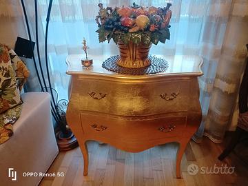 Comò barocco bombato 