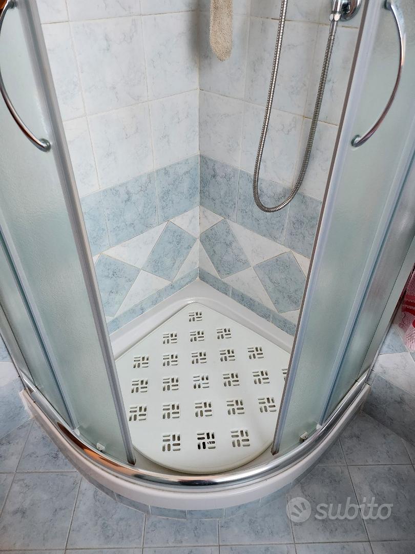 Pedana Doccia In Larice Naturale Certificato PEFC – Doghe Antiscivolo Con Viti Inox, Ecosostenibile E Resistente Per Box Doccia