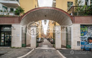 Appartamento a Roma Via Tuscolana 2 locali