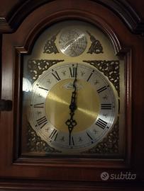 Orologio pendolo a colonna