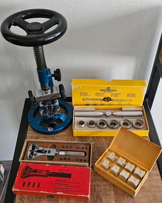 attrezzatura orologiaio vintage
