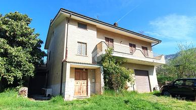 VILLA SINGOLA A SERRONE