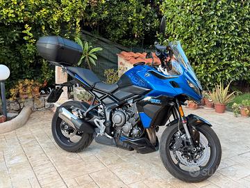Triumph Tiger Sport 800