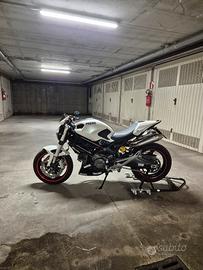 Ducati Monter 696 2009