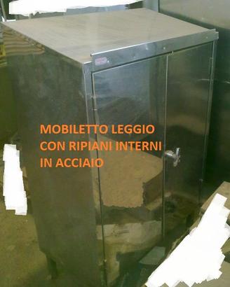 Leggio in acciao con ripiani in acciaio