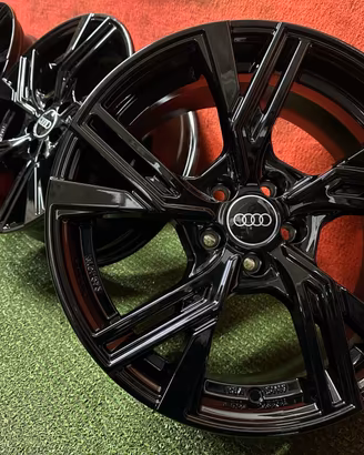 Cerchi Audi A1 A2 A3 TT Nuovi 7x17 ET36 5x100