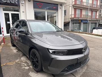 Opel Astra 1.5 Turbo Diesel 130 CV AT8 Sports Tour