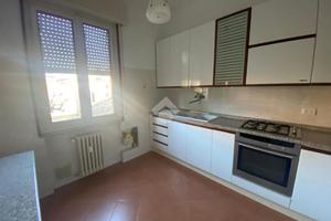 3 LOCALI A COLLECCHIO