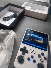 R36s con 15000 giochi e uscita hdmi