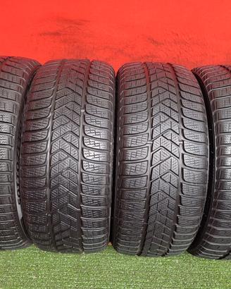225 40 18 Gomme Invernali 80% Pirelli 225 40R18