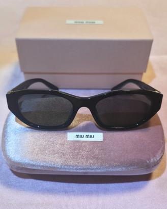 Occhiali da sole MIU MIU SMU A03