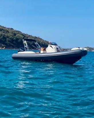 2024 Gommone BSC 85 Deluxe, solo 70 ore di navigaz